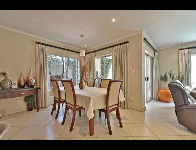 3 BEDROOM HOUSE FOR SALE IN SANDOWN